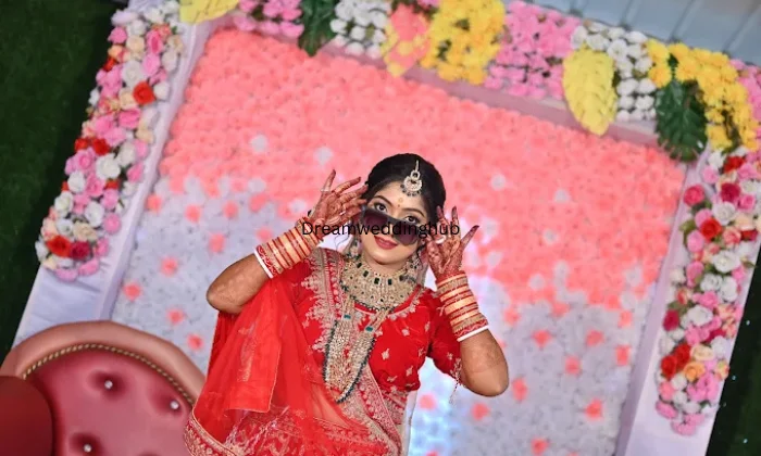 JULIET MAKEUP STUDIO